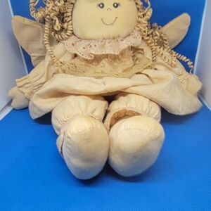 15" Quilted Treasures Vintage Natural Shelf Christmas Angel Rag Doll Rafia Hair